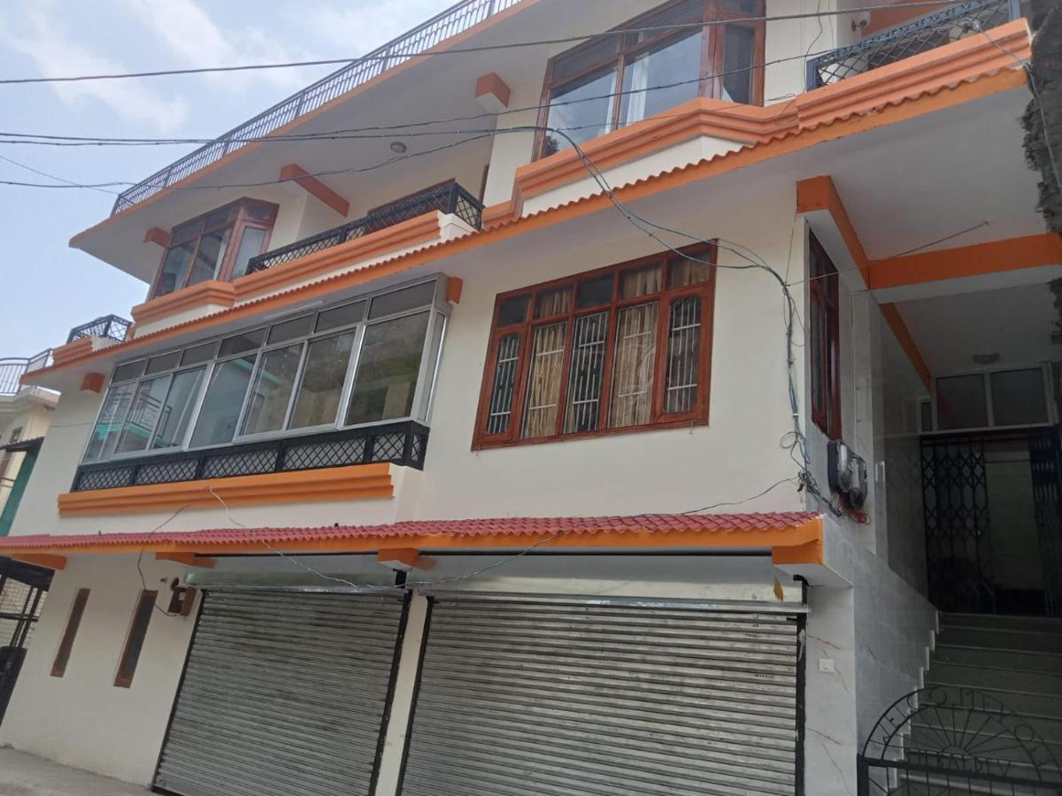 Jutogh Sharma Apartment المظهر الخارجي الصورة